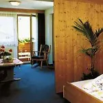Hotel Kleon 3*