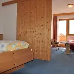 Kleon Hotel